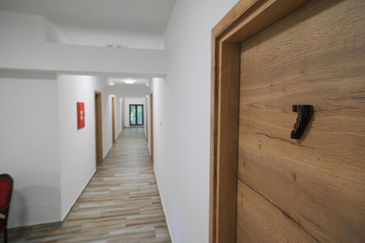 Twenty Park Apart otel Kikinda Dış mekan fotoğraf