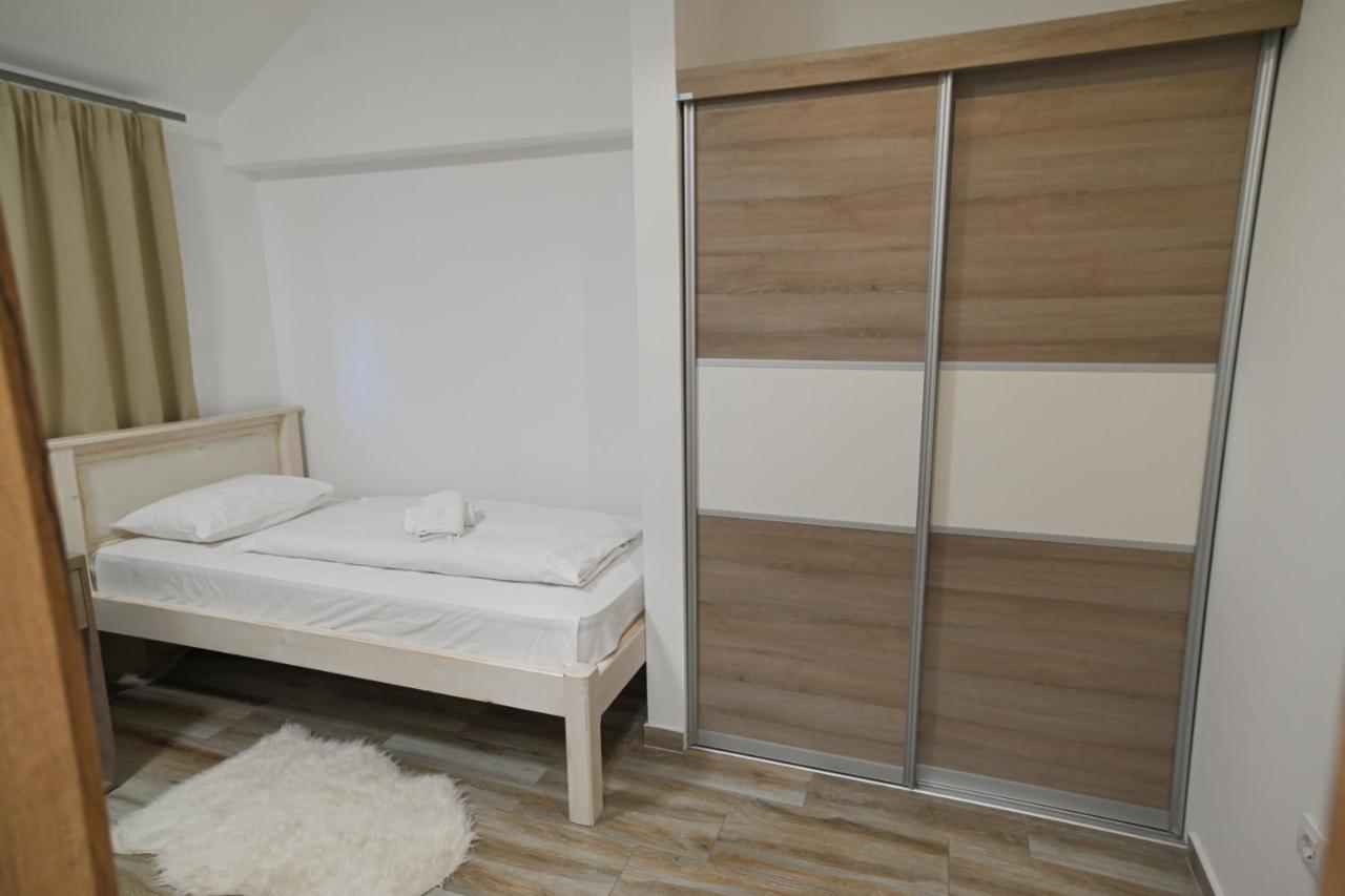 Twenty Park Apart otel Kikinda Dış mekan fotoğraf
