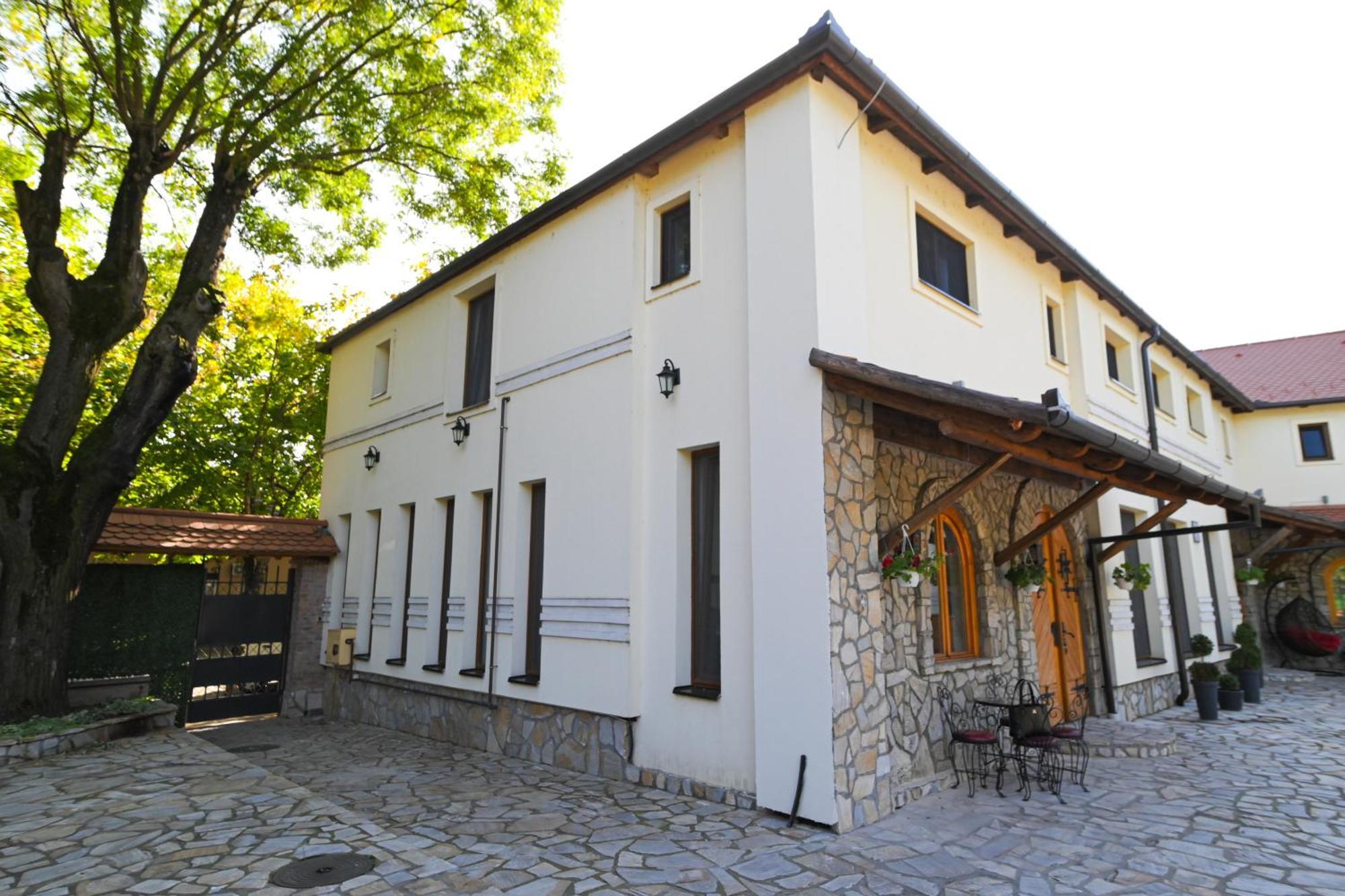 Twenty Park Apart otel Kikinda Dış mekan fotoğraf